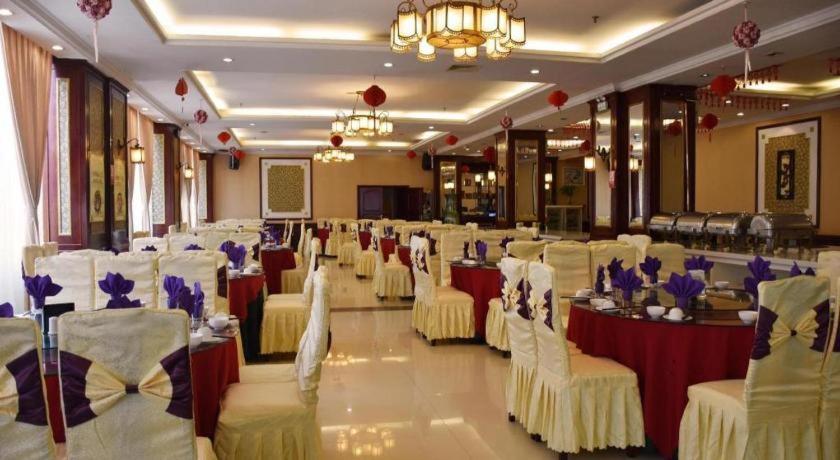 Golden Spring Hotel Lijiang Lijiang  Exterior foto