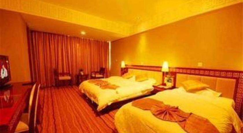 Golden Spring Hotel Lijiang Lijiang  Exterior foto